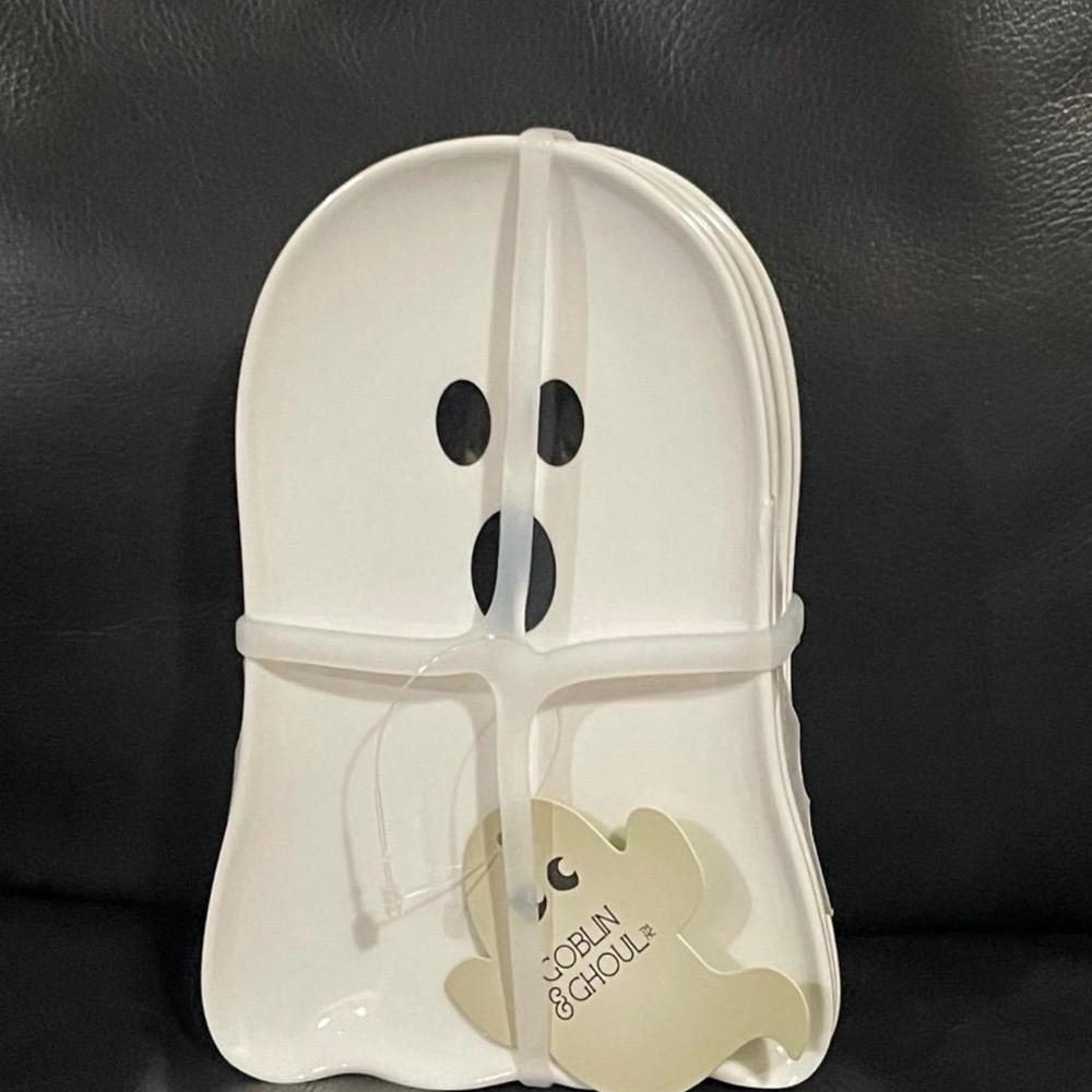 GOBLIN & GHOUL Melamine Ghost Figural Appetizer Plates  Set (4 plates)- Ghosts